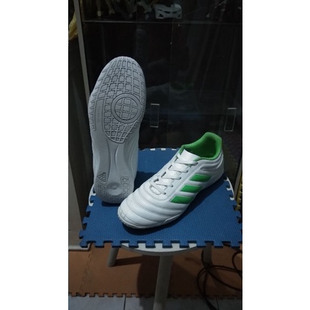 Sepatu Futsal Adidas Copa 19.4