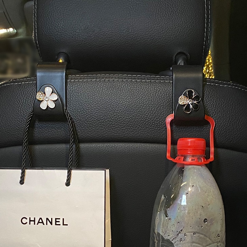 Gantungan Dudukan Belakang Kendaraan Interior Mobil Multifungsi Organizer Handbag Hanging Holder Hook Kartun Beruang Car Storage Hook Car Seat Back Hooks Cute Camelia Car Hooks