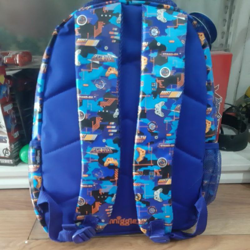 Tas Sekolah Smiggle Attaches Backpack