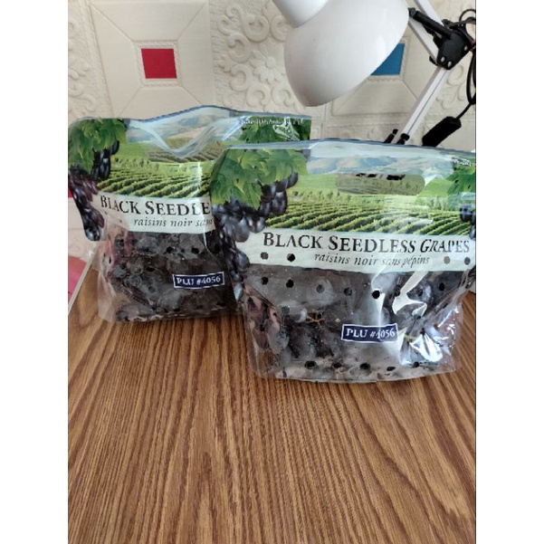 

anggur black seedles