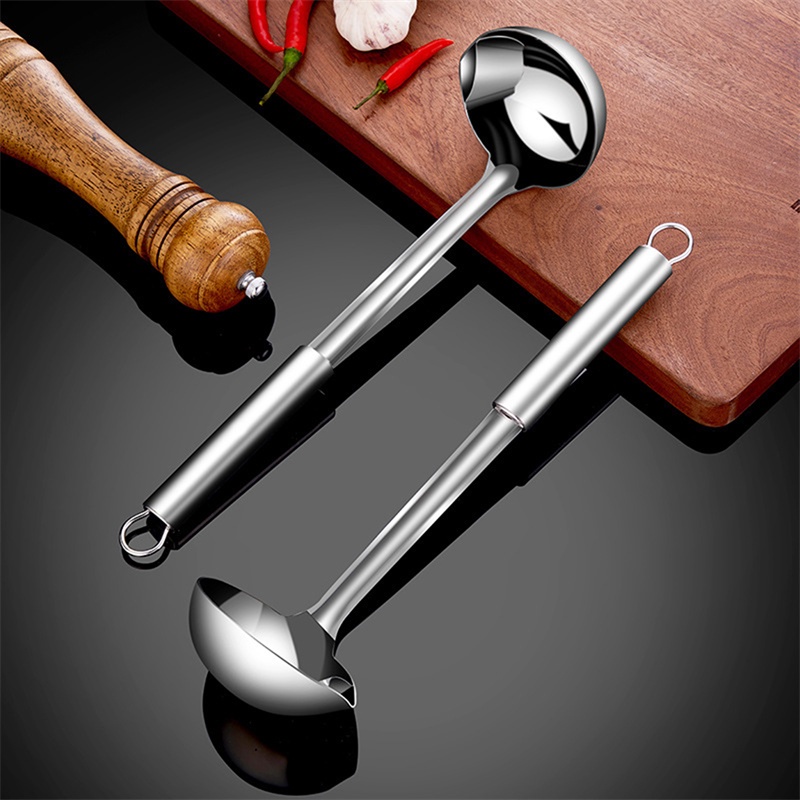 [AIYU] Baju Kaos Distro Pria Wanita Lengan Pendek 1pcs Stainless Steel Oil Filter Spoon Scoop Filter Grease Spoon Colander Spoon Soup Pemisahan Minyak