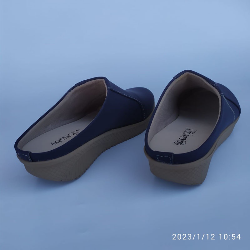 GEUGEUT - Sepatu Sandal Wanita Fashion Simple Bukan Import Cantik Sepatu Sendal Cewek Korea Tali Slip On Perempuan SD-090