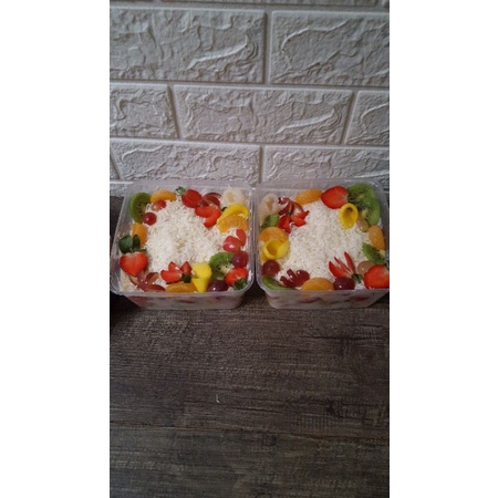 

salad buah 500ml &1000ml