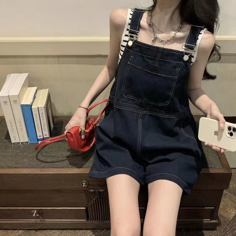 Red Musim Panas Pinggang Tinggi Retro Pria Kecil Pengurangan Usia Bib Celana Pendek Versi Korea Longgar dan Bagian Tipis Lebar kaki Suspender Jumpsuit