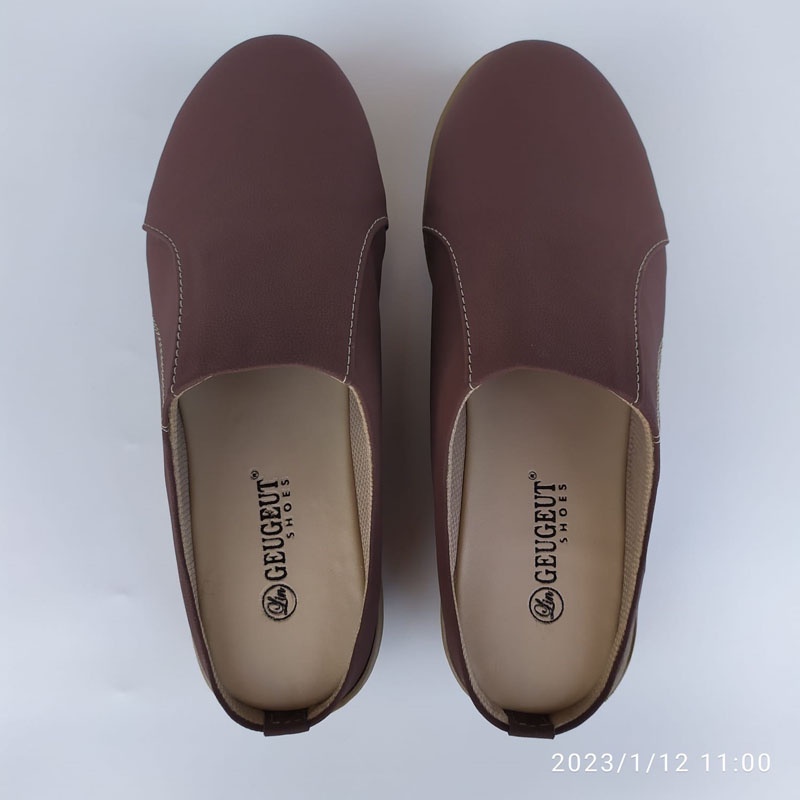 GEUGEUT - Sepatu Selop Shoes Women / Sepatu Slip On Wanita  #883 Sepatu Wanita