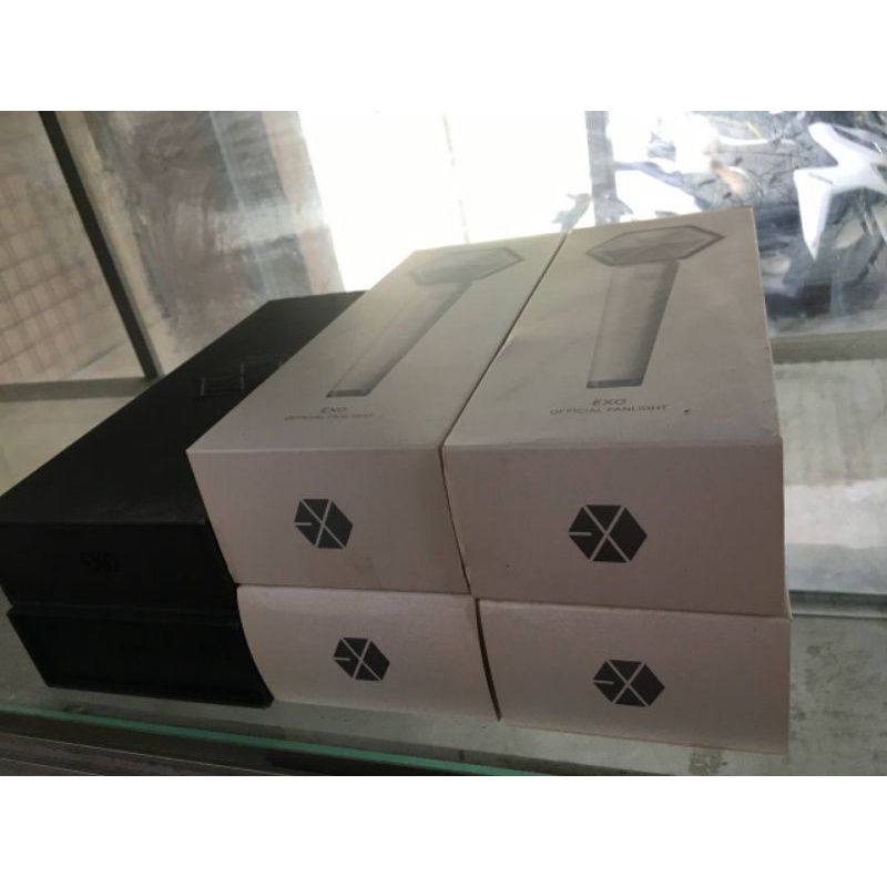 [READY STOCK] OFFICIAL LS LIGHTSTICK EXO VER 1 & VER 3