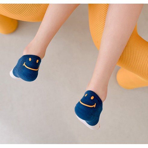 ⭐𝐈𝐇𝐒 𝟎𝟔𝟐 𝐋𝐚𝐦𝐩𝐮𝐧𝐠⭐️Kaos Kaki Wanita Motif Smiley Kaos Kaki Fashion Kaos Kaki Pendek Japanese Ankle Socks