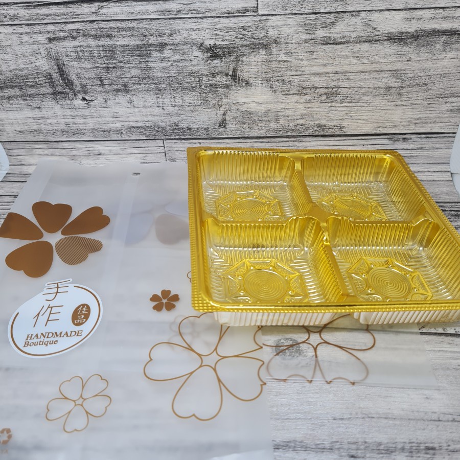 tray mika 17.5cm sekat 4 mooncake 100-125gr kantong bungkus kue bulan / tray kue 4 lubang