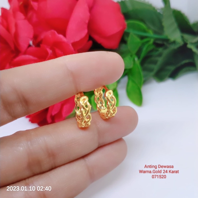 Anting Dewasa Warna Gold 24 k Perhiasan Aksesoris Fashion Terlaris Termurah