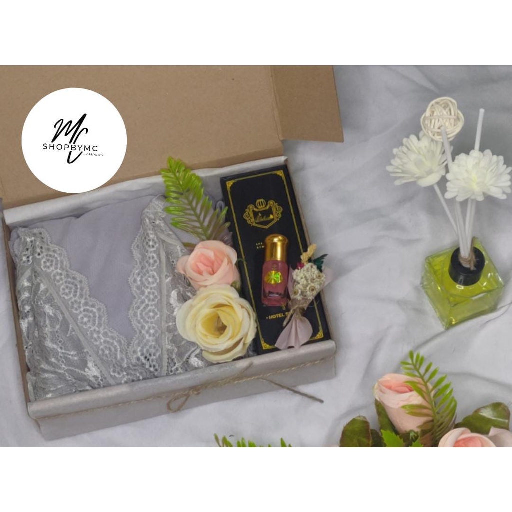 Wedding Gift / Wedding Hampers / Hantaran / Baju Dinas / Parcel Nikahan / Seserahan / Lingerie / Dif