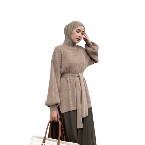 Atasan Wanita Oversize FAYOLA BALLONY Rajut Halus Premium
