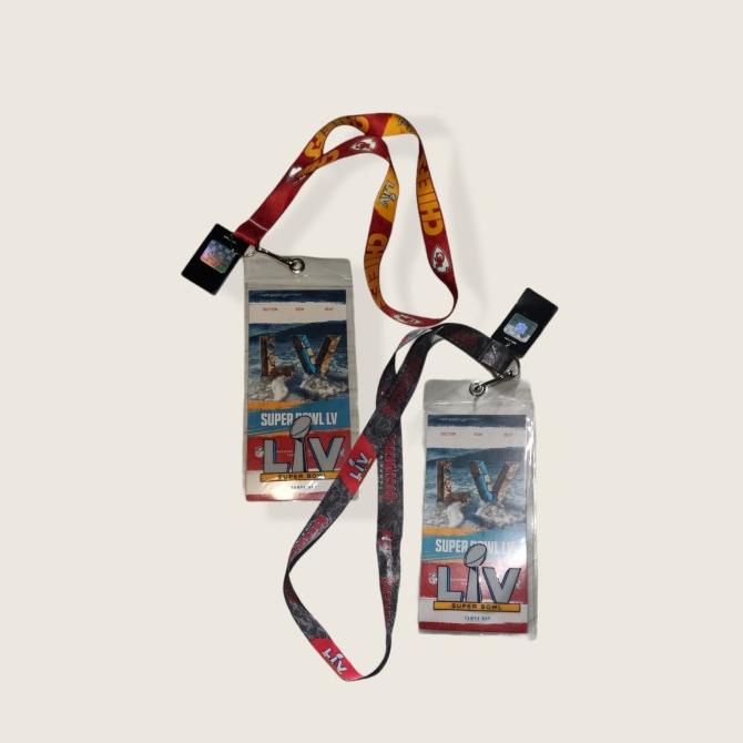 

PROMO Gantungan lanyard original Super Bowl NFL Chiefs Tampa Buy Buccaneers