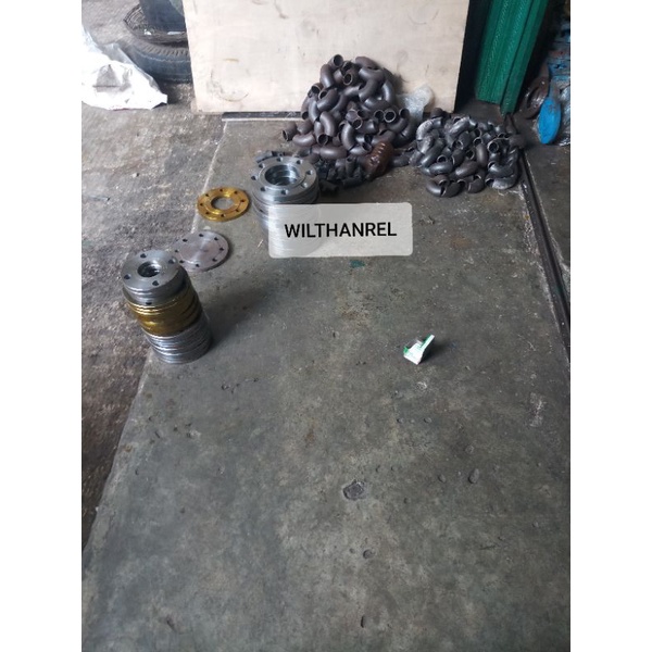 reduser tee 1×1/2 sch40