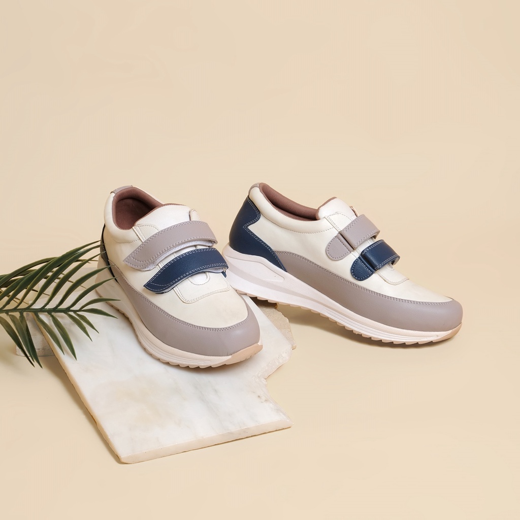 ASUKA SERIES ORIGINAL x NAEERA Sepatu Sneakers Wanita Kets Casual Cewek Kuliah Hangout Jalan Santai Main Sneaker Remaja Dewasa Fashion Sport Shoes Premium Footwear OOTD Model Kasual Gaya Fashionable Kekinian Terbaru Modis Branded Ocean Sunset Full White