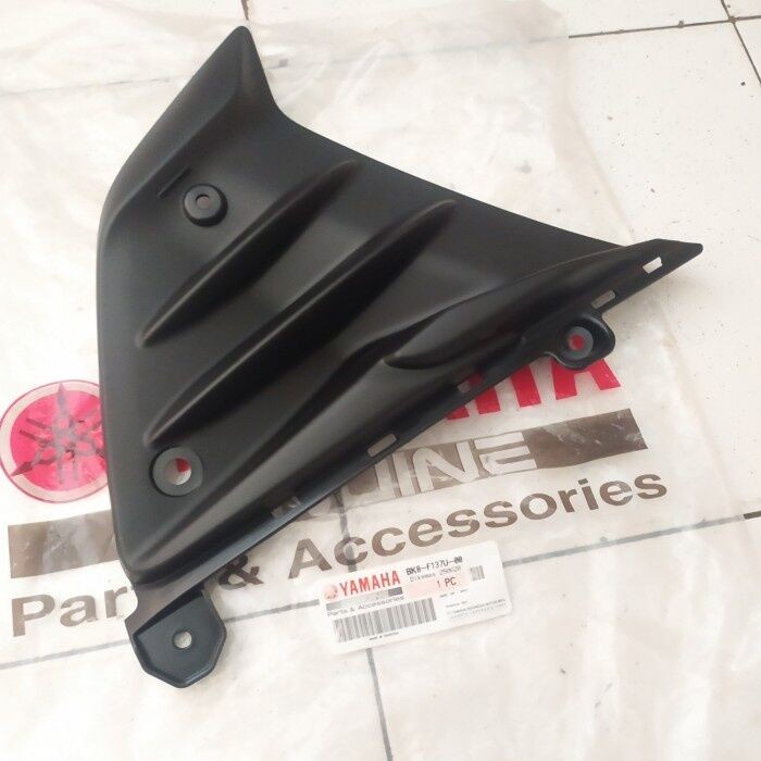 GUIDE AIR KAP SAYAP BODY DALAM TANGKI ALL NEW VIXION R ORI YAMAHA - kiri