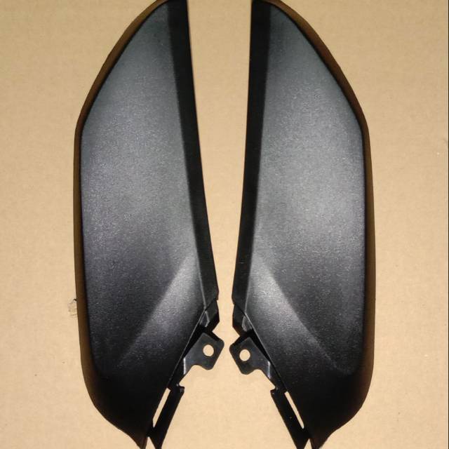 Sambungan tameng depan Revo Fit - MF AKSESORIS MOTOR