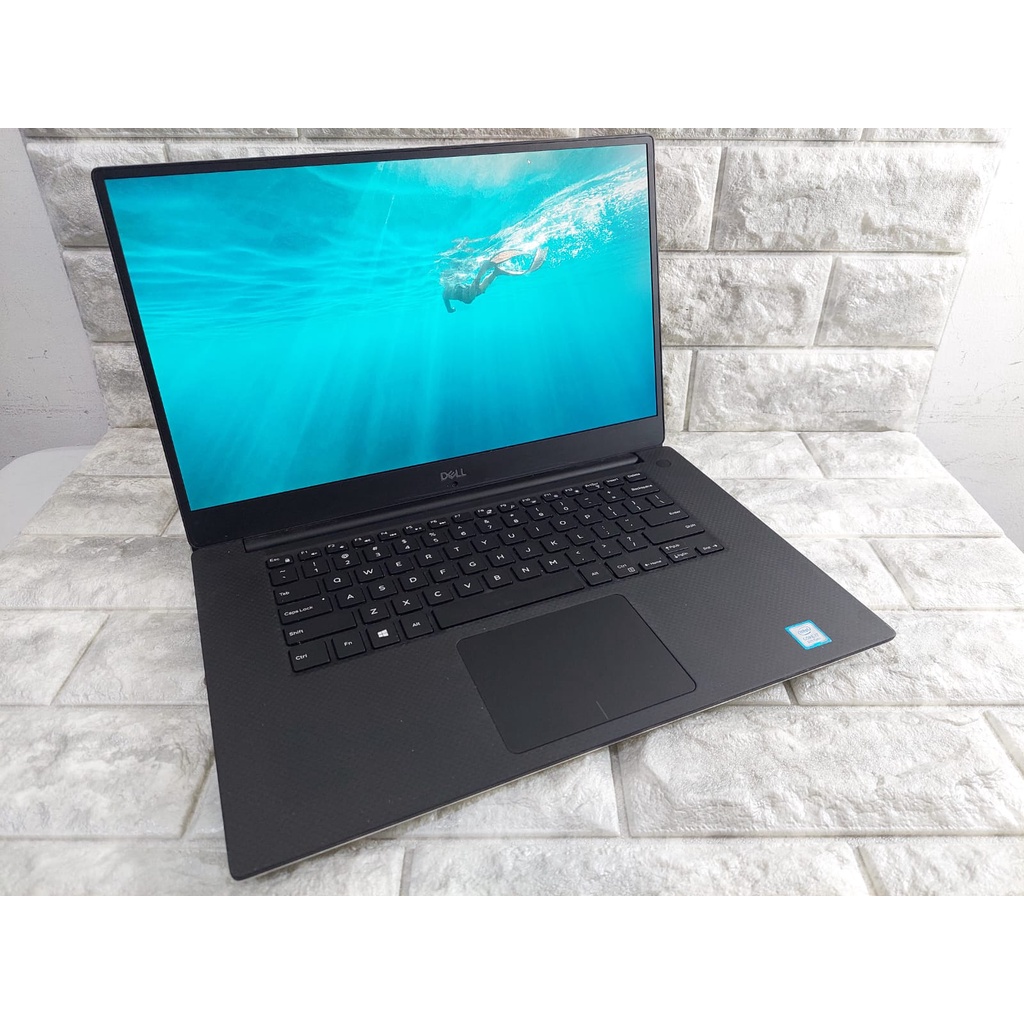 Dell precision 5530 Core i7 RAM16GB SSD512GB NVIDIA Quadro P1000