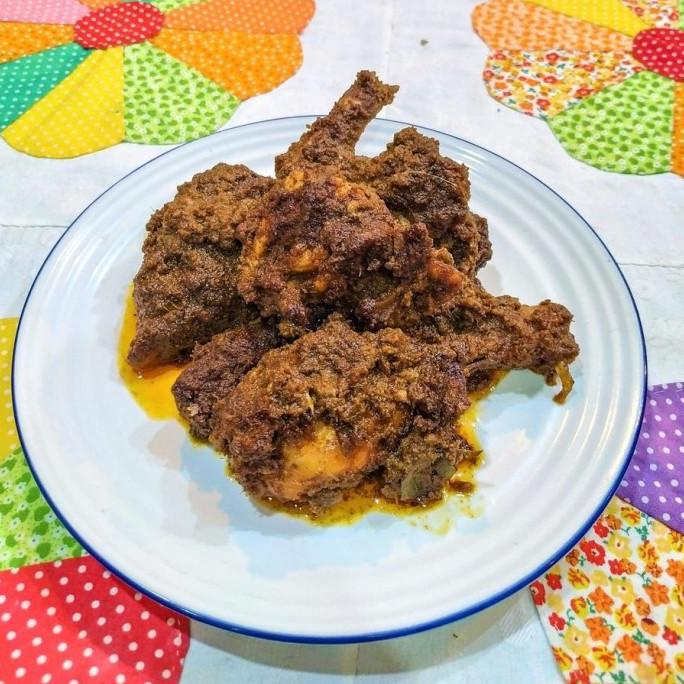 

RENDANG AYAM NEGERI ATAU KAMPUNG EMPUK ATOEK 1/2 EKOR - 1 EKOR F5464RY
