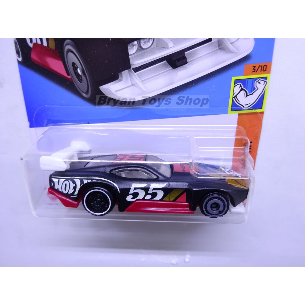 Hot Wheels Count Muscula Hitam No. 55