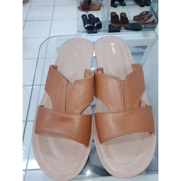 sendal bata wanita