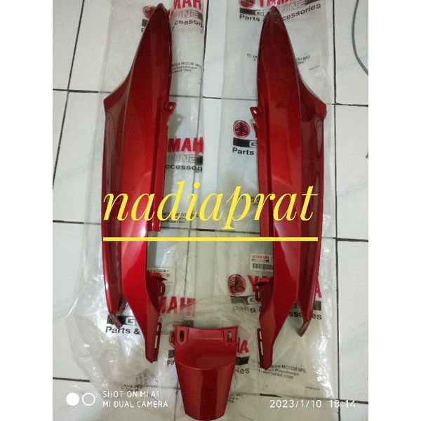 bodi belakang cover bodi mio sporty merah marun original yamaha