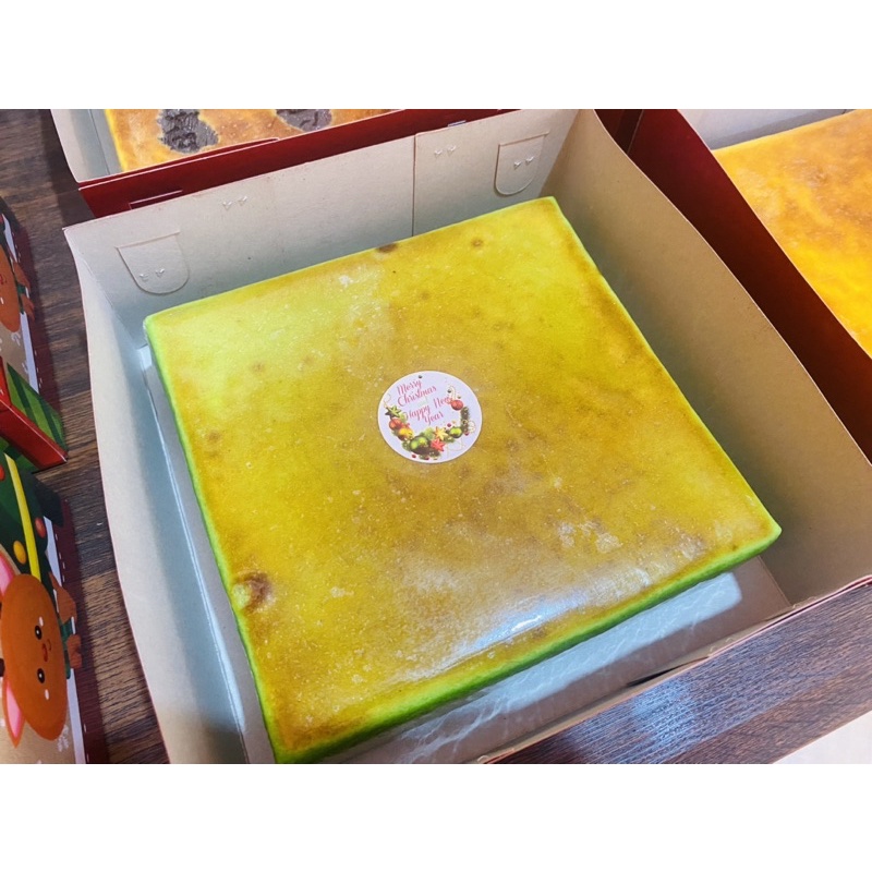 

Lapis Legit Pandan ( Khas Bangka ) PREMIUM WIJSMAN