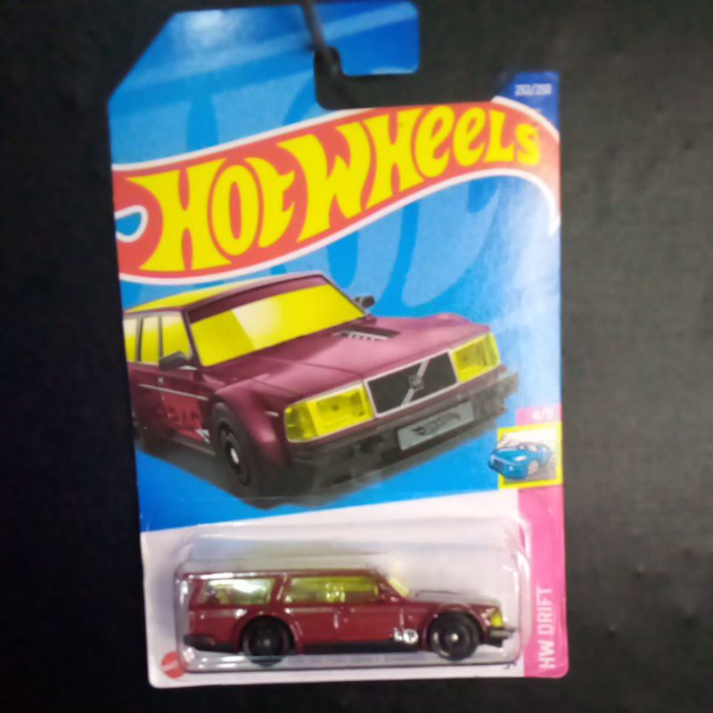hotwheels Volvo 240 drift wagon