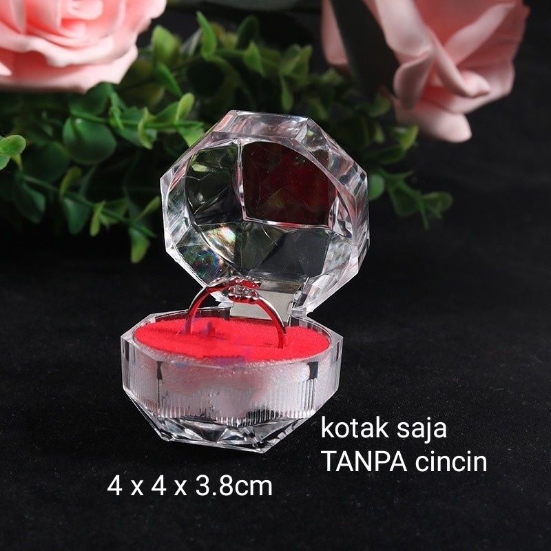 Tempat Cincin Perhiasan Wedding Lamaran Box Cincin Kotak Cincin Akrilik