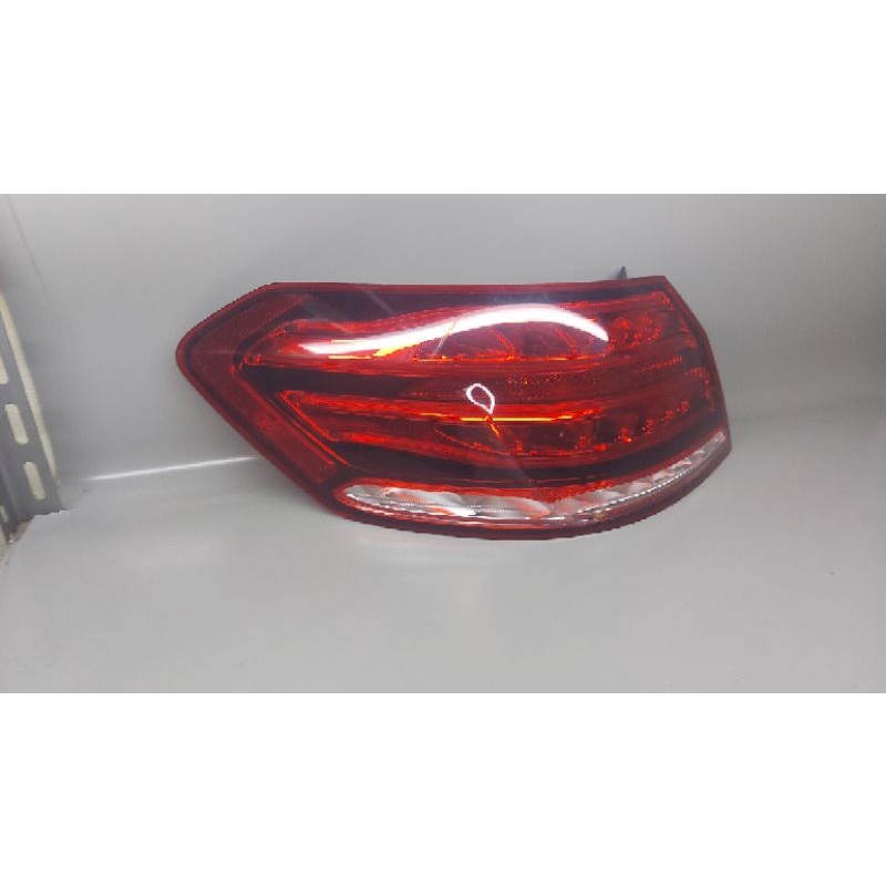 lampu belakang mercy w212 facelif sebelah kiri