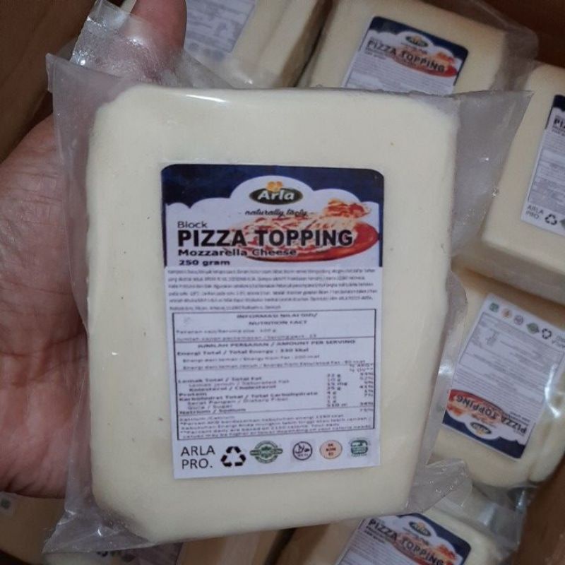 

[250gr] ARLA Keju Mozarella Block Toping Pizza (JAMINAN MULUR)