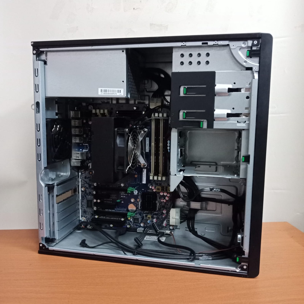 PC SERVER HP  Z440 workstation Xeon E5-1630v3@3.50ghz/ram 32Gb/SSD 512Gb/Nvidia - 16Gb + SSD 256GB WINS 10 PRO 64BIT SIAP PAKEI