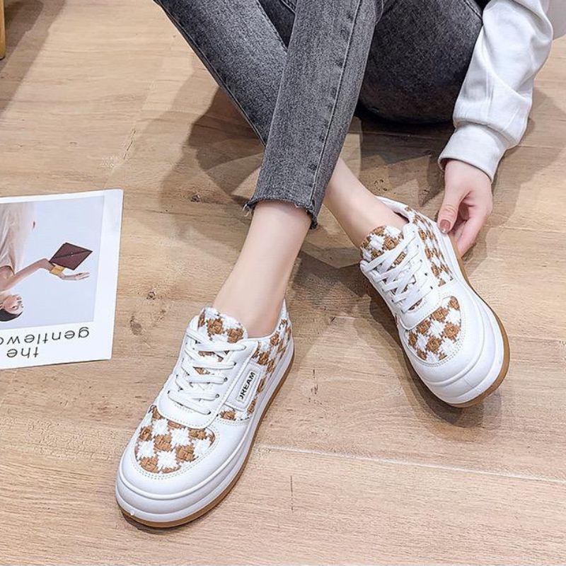 Sepatu Sneaker Wanita Import Pola Sneakers 23834