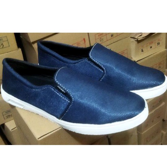 Sepatu slip on pria sepatu casual pria slip on