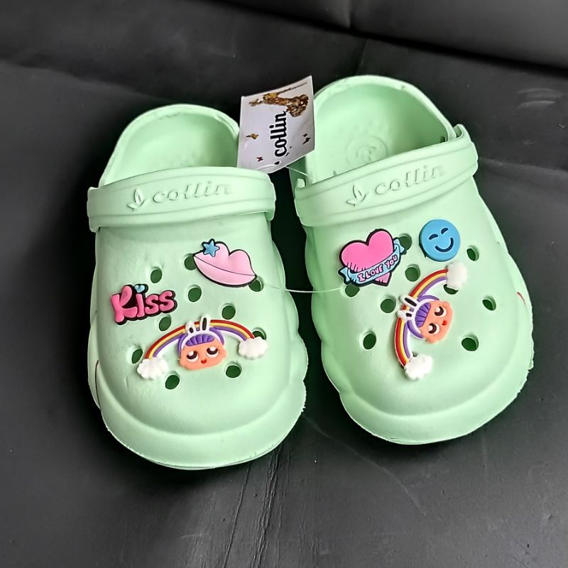 Sandal baim anak perempuan terbaru Sandal bakpau jibbitz Kiss Rainbow Sepatu sandal anak wanita trendy Collin sendal kodok viral