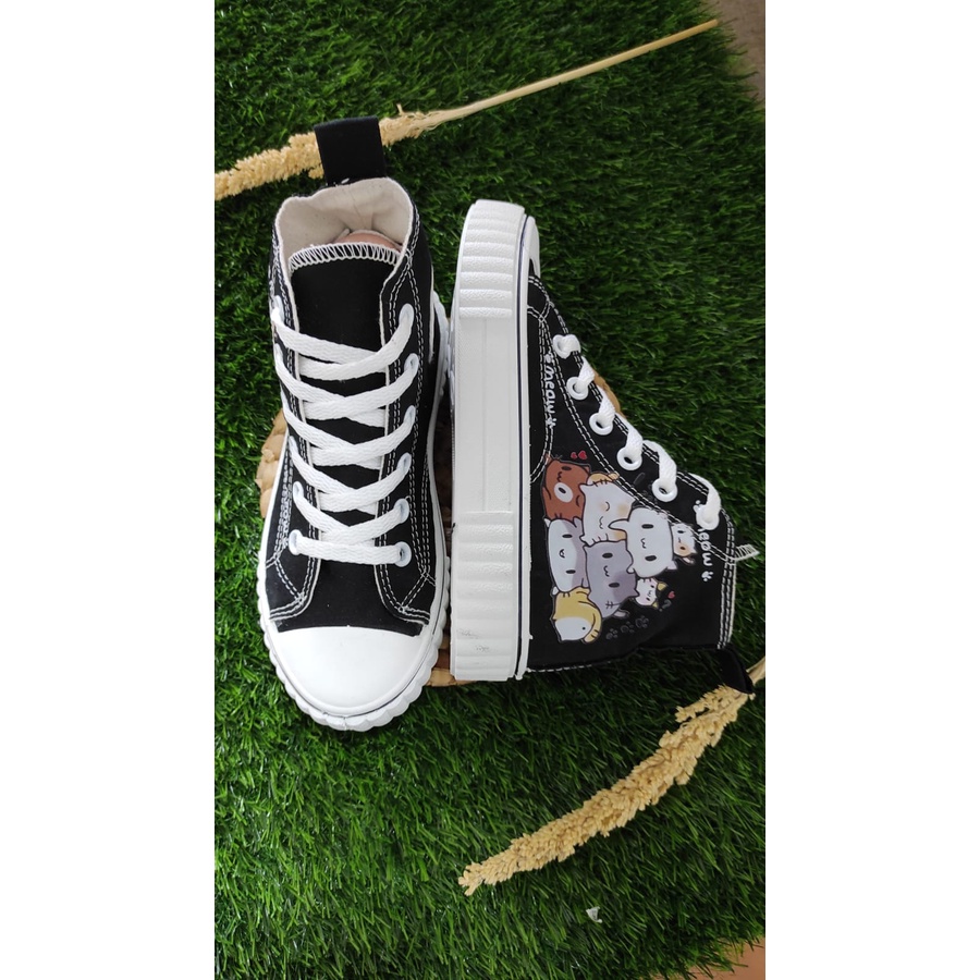 Sepatu Sneakers Wanita Import Kanvas High Kucing PTB015