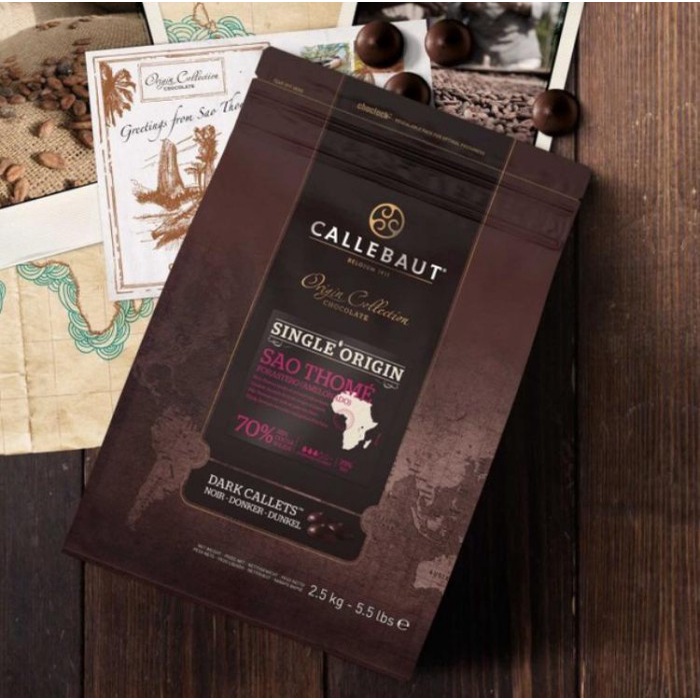 

Barey Callebaut Sao Thome Dark Chocolate Callets “Repack 500gram” - Couverture 70% - Gosend/Grab Only!!!
