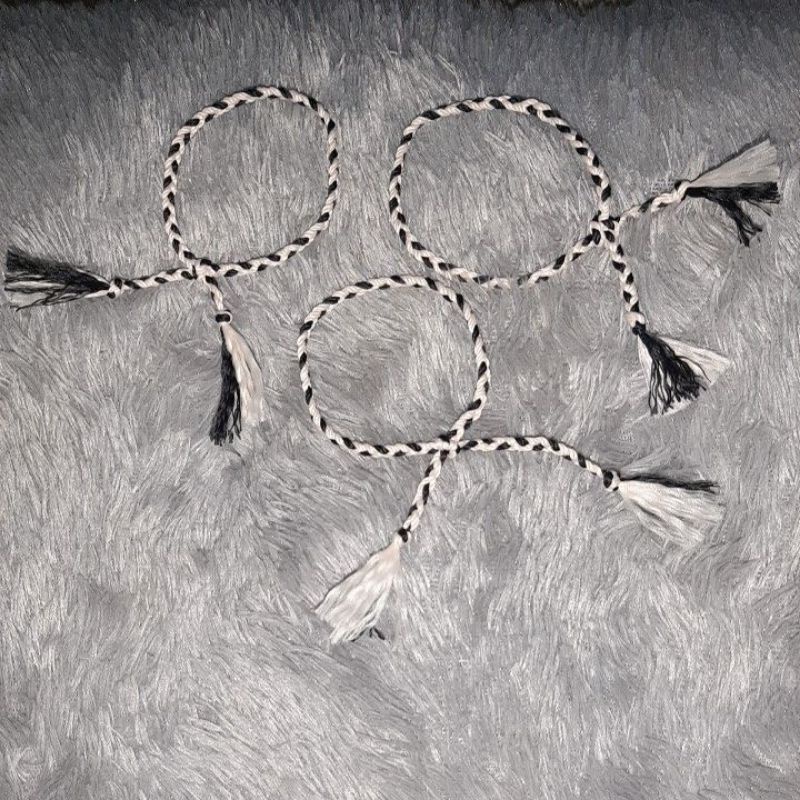 Gelang tali kepang *handmade*