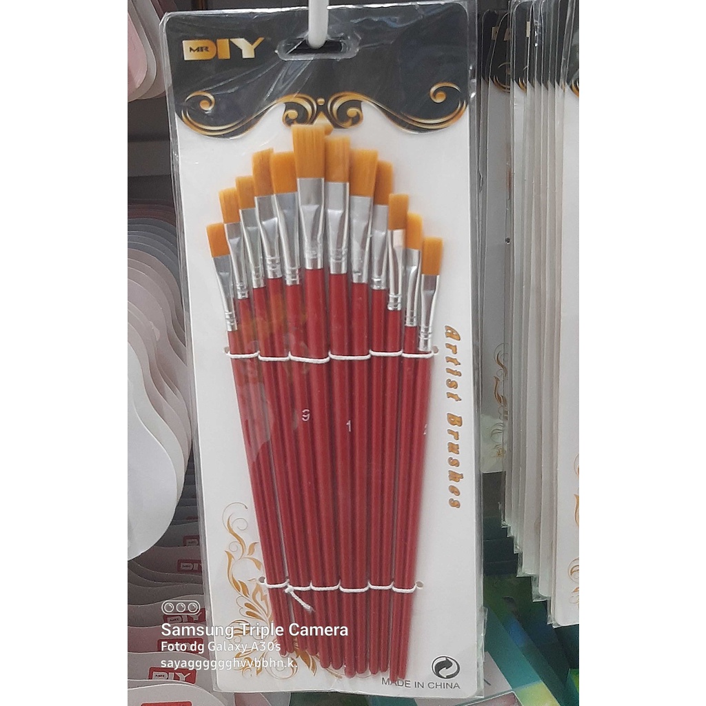 

KUAS LUKIS / DRAWING BRUSH SET 12 PCS 8953116