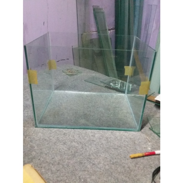 Hiasan Akuarium 40X30X30