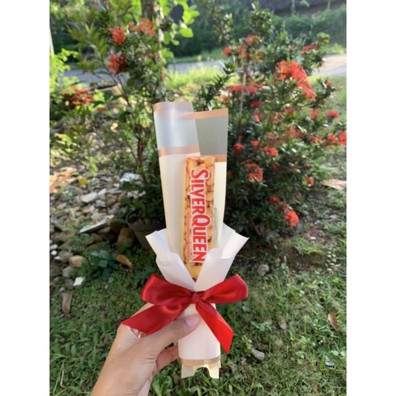 

Buket Silverqueen kecil