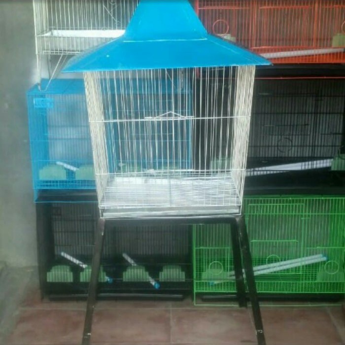 Kandang Burung Kandang Burung Besi Limas Kecil Pake Kaki