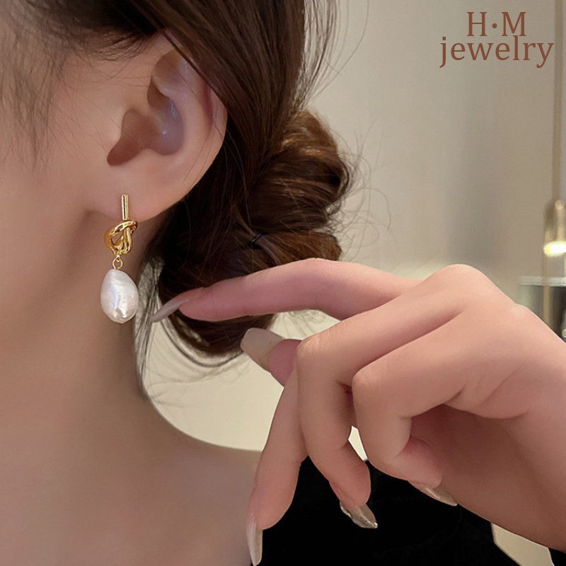 Anting Mutiara Barok Retro2023Terbaru Cahaya Mewah Temperamen Tekuk Dan Hitches Earrings