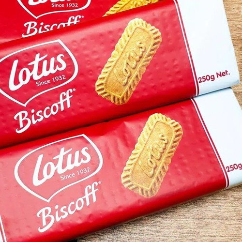 

Lotus Biscoff Caramelised Biscuits / Biskuit Karamel 250g