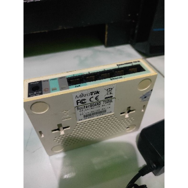 Mikrotik RB750GL
