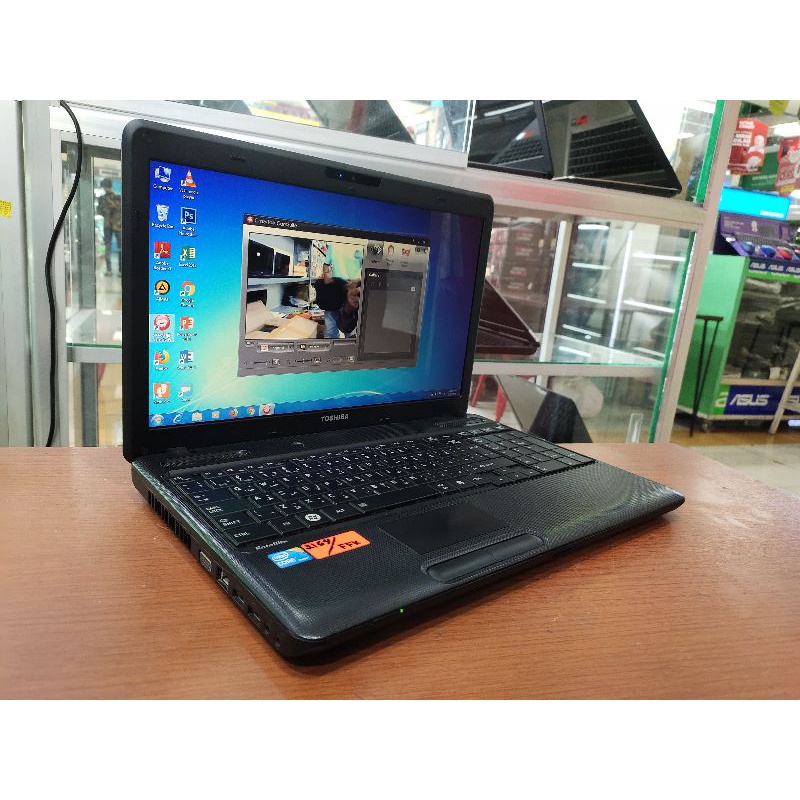 Laptop Toshiba Intel core i3 15inch RAM 2GB HDD 320GB windows 7 siap pakai ada kamera