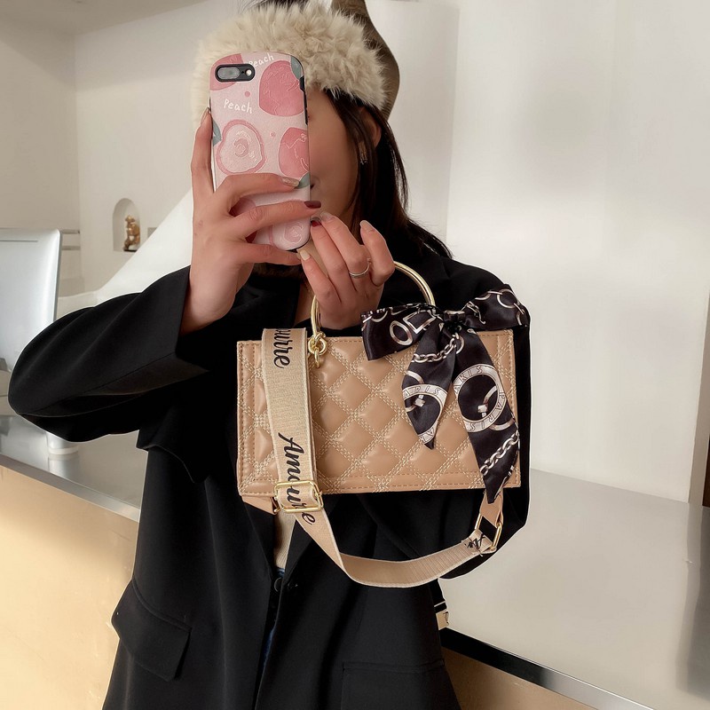 Tas Selempang Wanita Fashion with Scarf 554