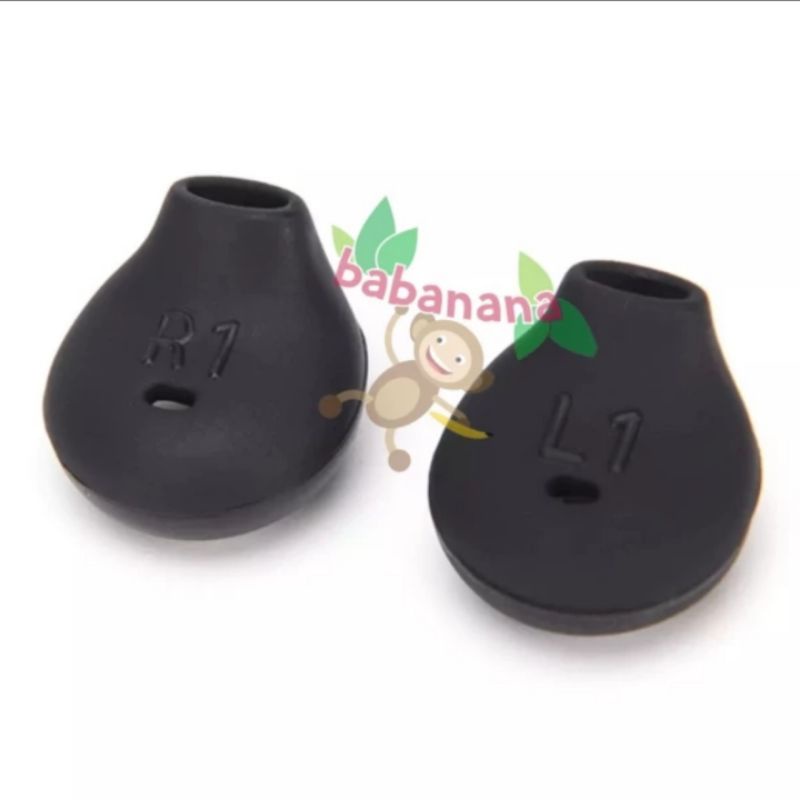 Earbuds Tips 1 Pasang Hitam Putih Earphone Karet Silicon Earpads