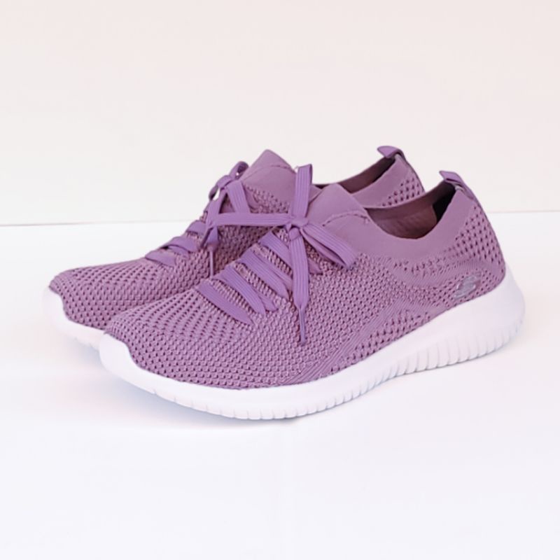 Sepatu Skechers Wanita Ultra Flex Statement Sneaker