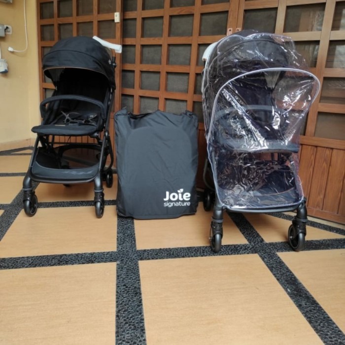 Joie Stroller - Signature Flex TOURIST