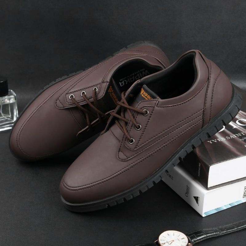 WIPAKA MAMBA BROWN Sepatu Pria Semi Formal Sepatu Kasual Sneakers Pesta